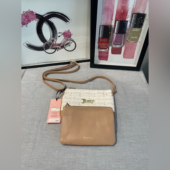 Juicy Couture Pullout Pouch Crossbody - Picture 3 of 5